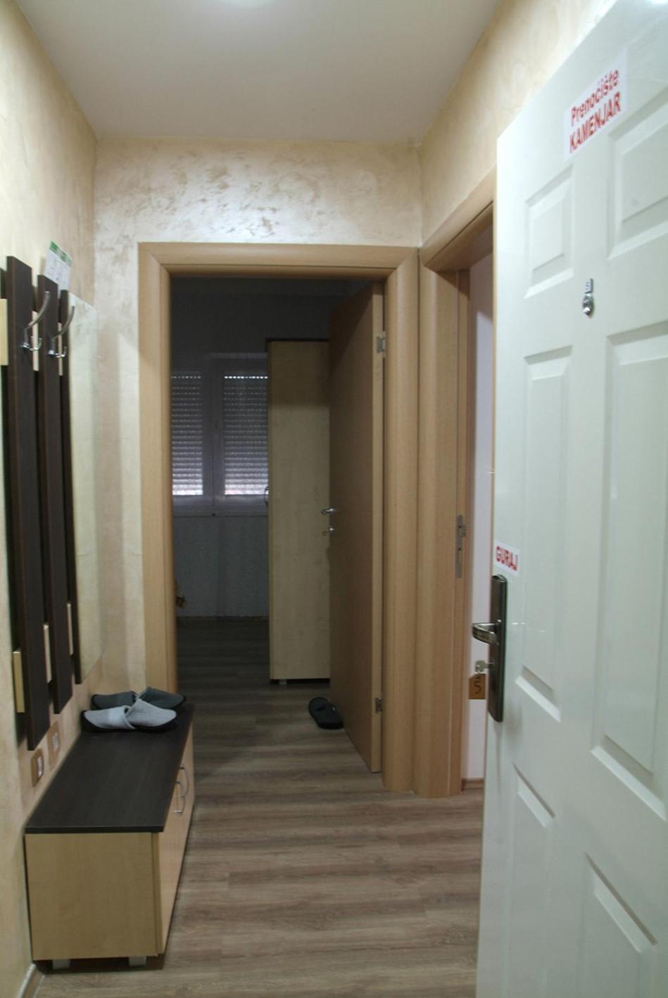 Apartments Kamenjar Novi Sad Ruang foto